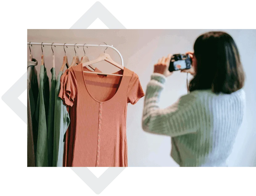 Pixel Films Editing offers stylish clothing photography service in India,Canada, US, UK, Australia, to showcase your garments collection in the best possible lights.